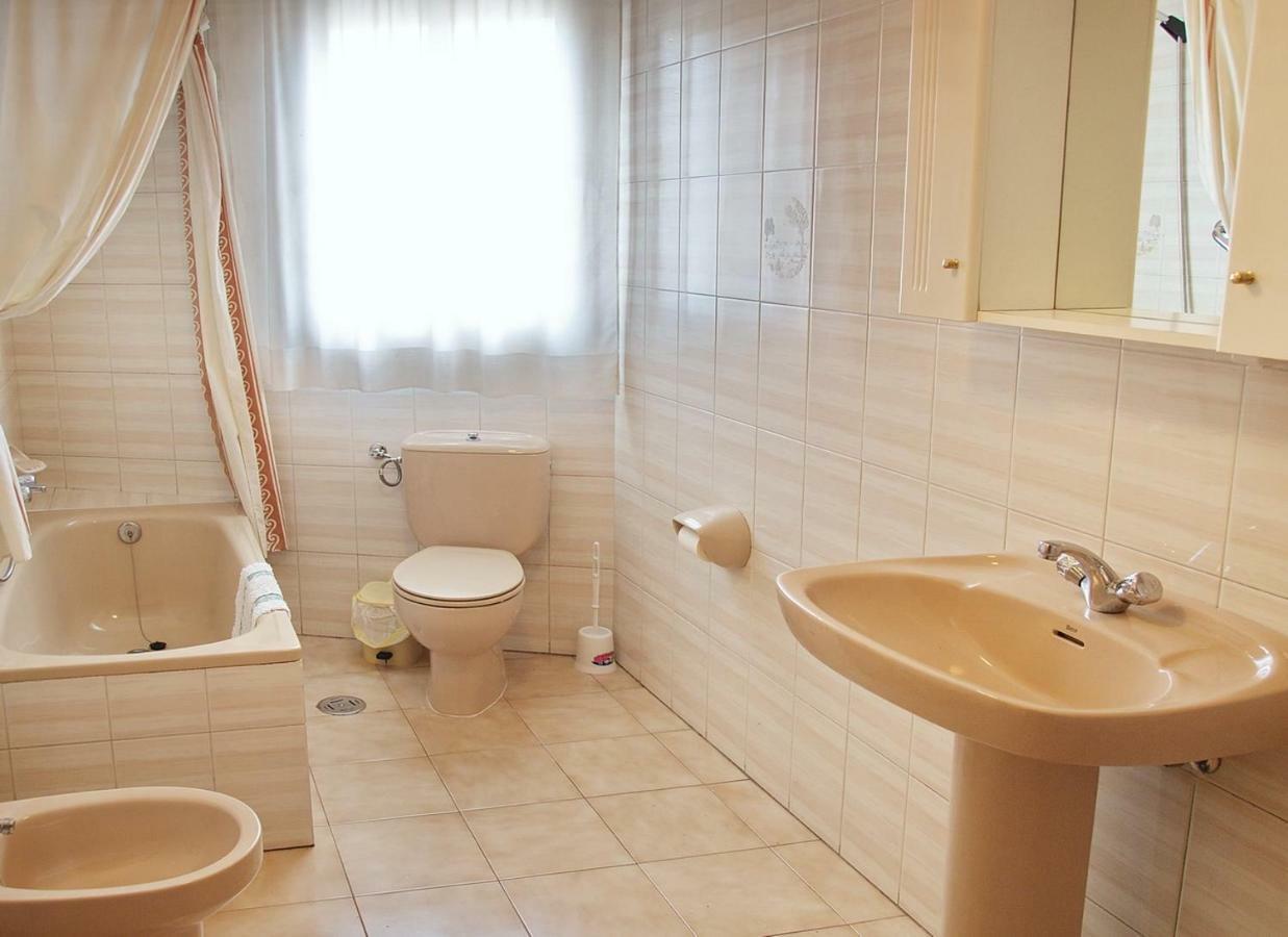 Apartamentos Vacacionales Caracas サンシェンショ エクステリア 写真
